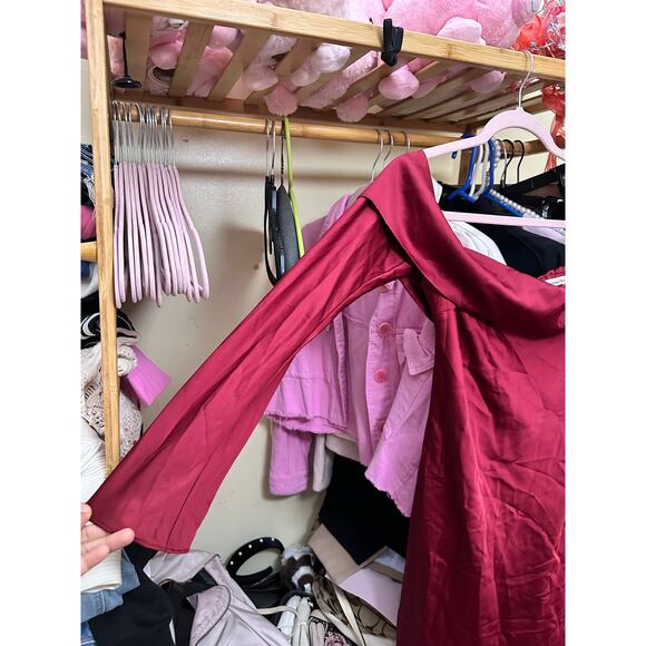 Abercrombie & Fitch Long Sleeve Off The Shoulder Satin Dress Size Small Tall - Picture 8 of 12